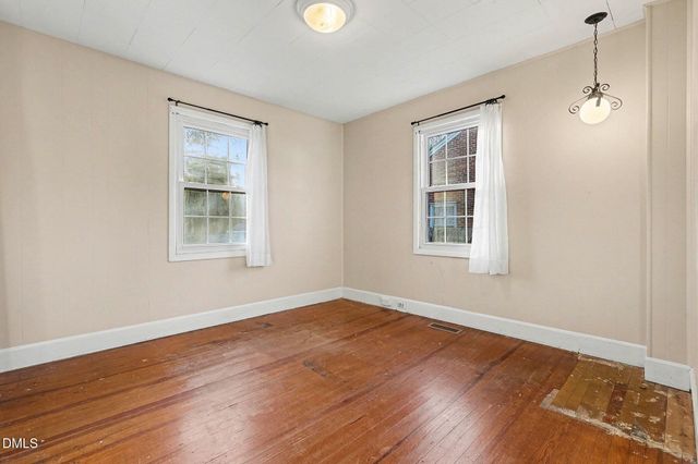 210 E Holt Street, Smithfield, NC 27577