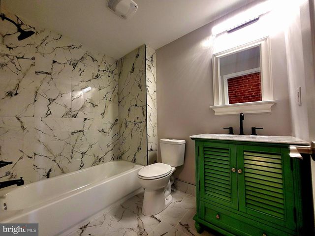 1834 E ALBERT ST, Philadelphia, PA 19125