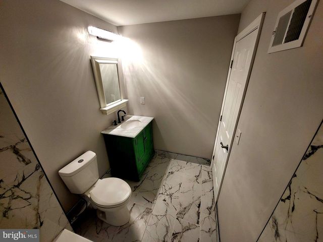 1834 E ALBERT ST, Philadelphia, PA 19125