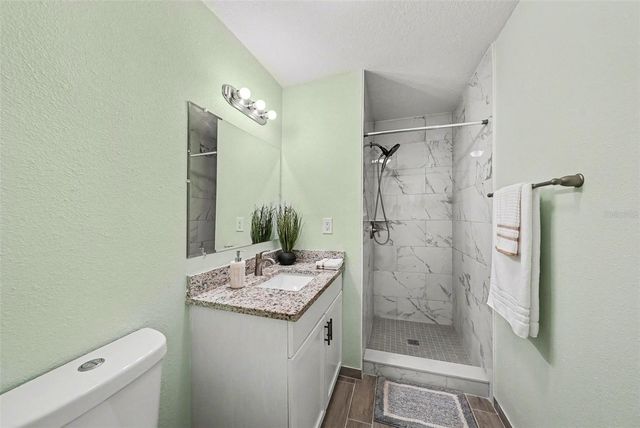 8606 PALM LANE 116, Temple Terrace, FL 33637