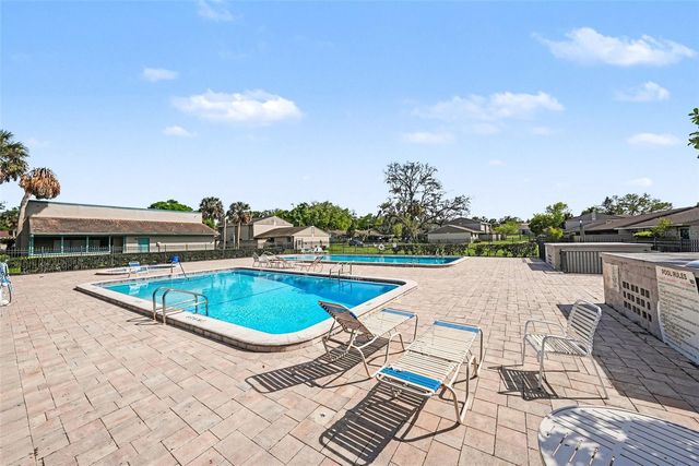 8606 PALM LANE 116, Temple Terrace, FL 33637