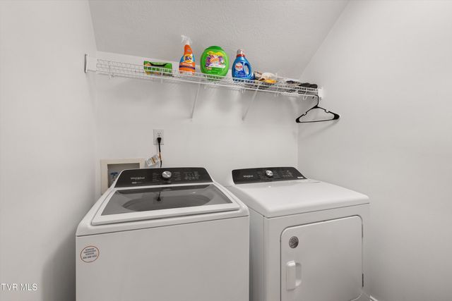 6817 Audrianna Lane, Knoxville, TN 37918