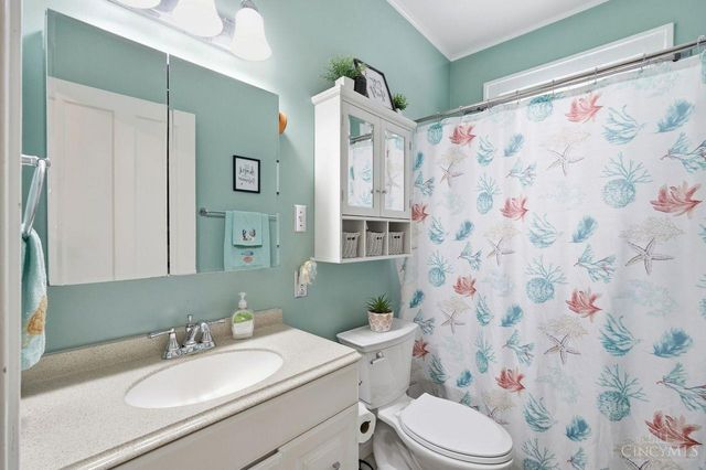 4013 Walter Avenue, Cheviot, OH 45211