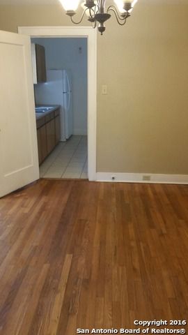 2223 E HOUSTON ST, San Antonio, TX 78202