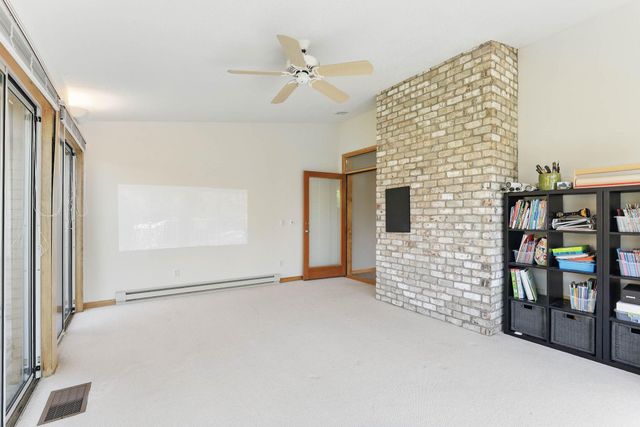 18715 24th Avenue N, Plymouth, MN 55447