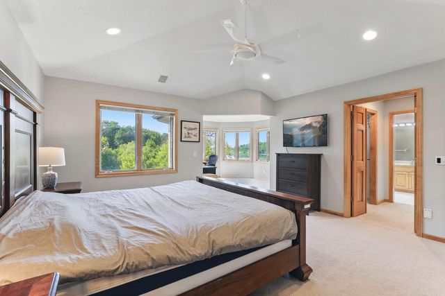 18715 24th Avenue N, Plymouth, MN 55447