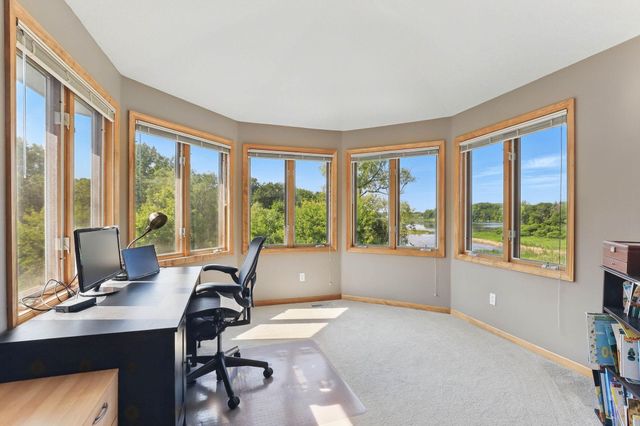 18715 24th Avenue N, Plymouth, MN 55447