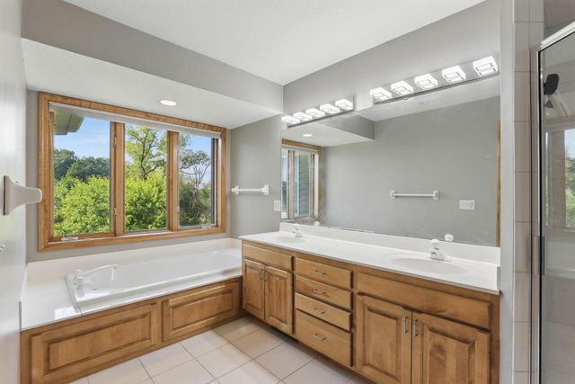 18715 24th Avenue N, Plymouth, MN 55447