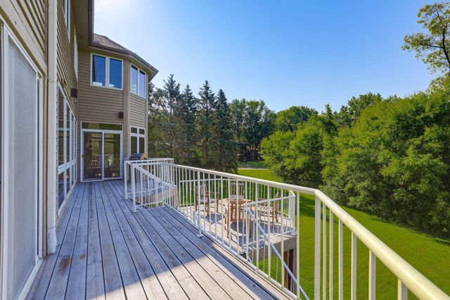 18715 24th Avenue N, Plymouth, MN 55447