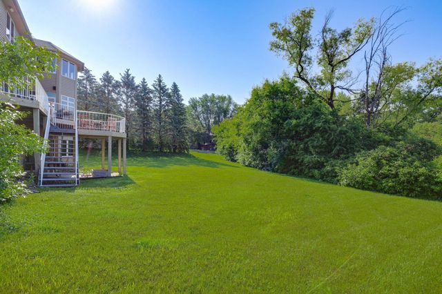 18715 24th Avenue N, Plymouth, MN 55447