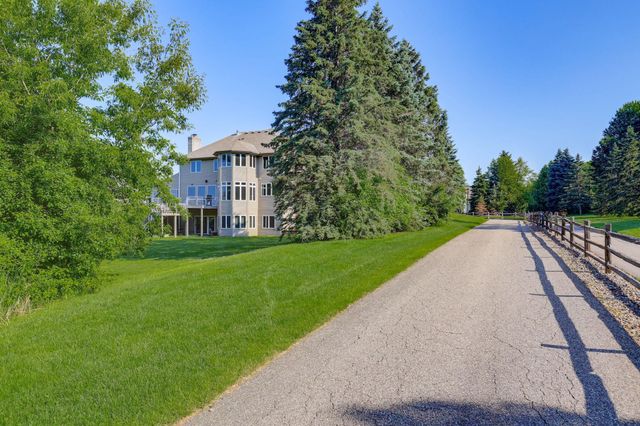 18715 24th Avenue N, Plymouth, MN 55447