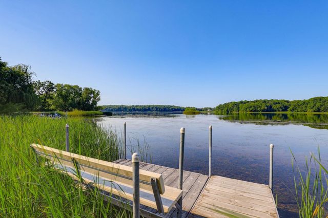 18715 24th Avenue N, Plymouth, MN 55447