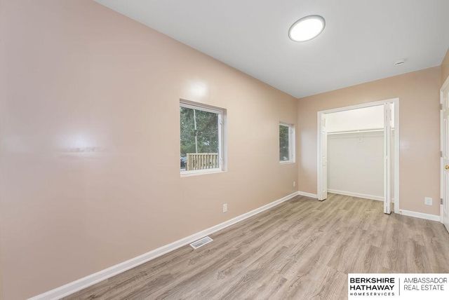 7306 S 28th Street, Bellevue, NE 68147