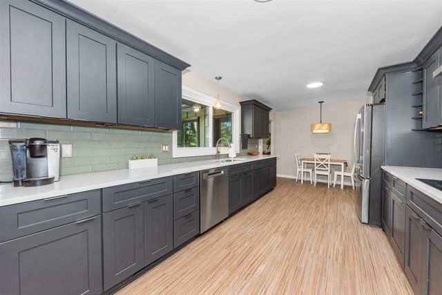 3446 Charing Cross Road, Ann Arbor, MI 48108