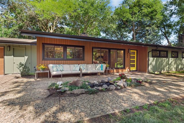 3446 Charing Cross Road, Ann Arbor, MI 48108