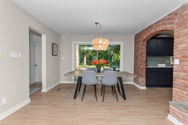 3446 Charing Cross Road, Ann Arbor, MI 48108