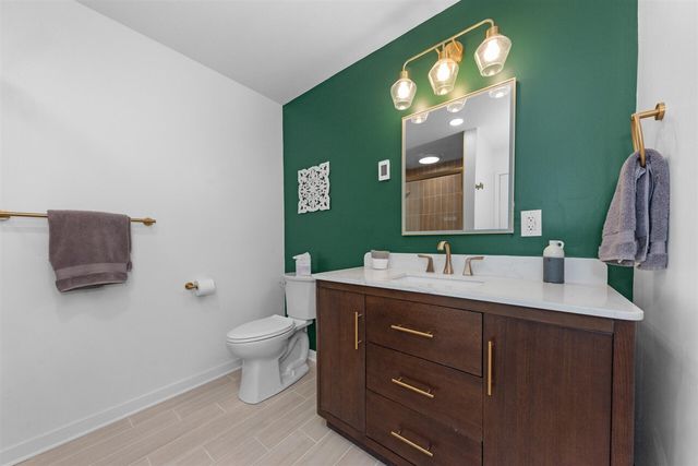 3446 Charing Cross Road, Ann Arbor, MI 48108