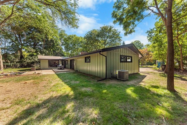 3446 Charing Cross Road, Ann Arbor, MI 48108