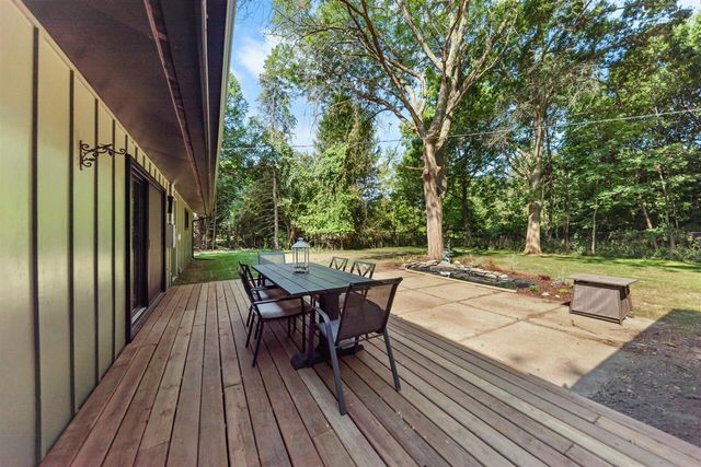 3446 Charing Cross Road, Ann Arbor, MI 48108