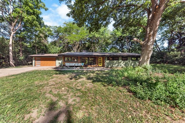 3446 Charing Cross Road, Ann Arbor, MI 48108