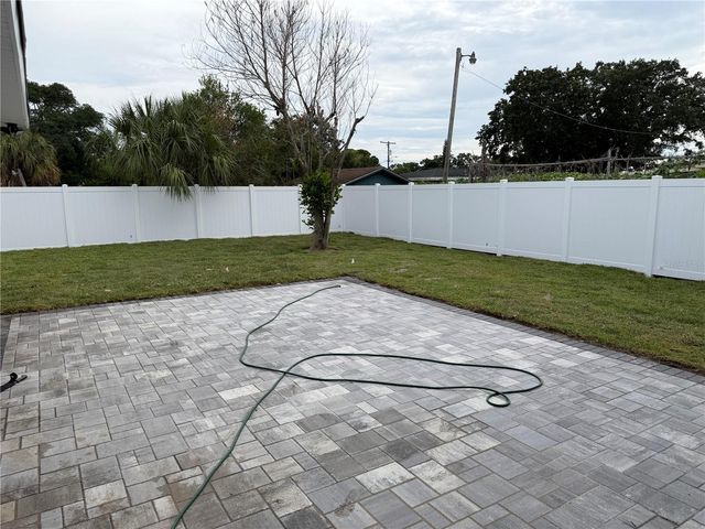 7005 THRASHER DRIVE, Tampa, FL 33610