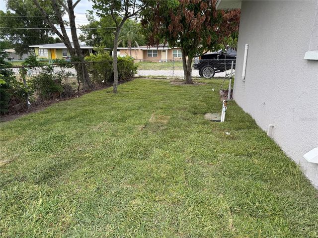 7005 THRASHER DRIVE, Tampa, FL 33610