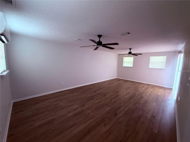 7005 THRASHER DRIVE, Tampa, FL 33610