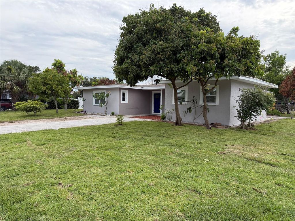 7005 THRASHER DRIVE, Tampa, FL 33610