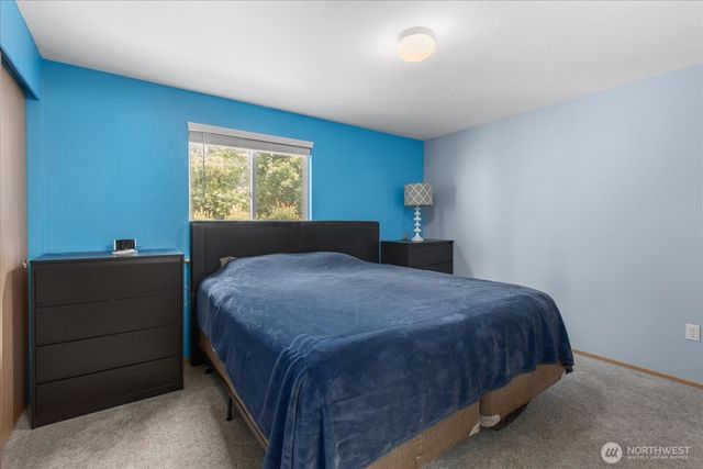 5805 105th Place NE, Marysville, WA 98270