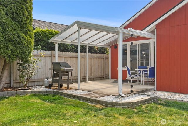 5805 105th Place NE, Marysville, WA 98270
