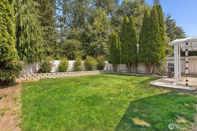 5805 105th Place NE, Marysville, WA 98270