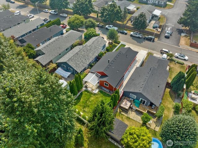 5805 105th Place NE, Marysville, WA 98270