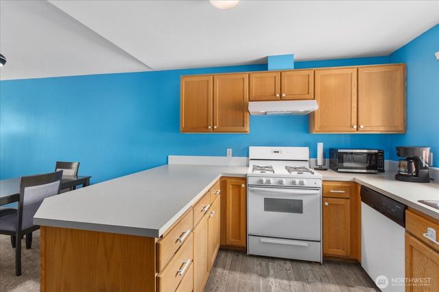5805 105th Place NE, Marysville, WA 98270