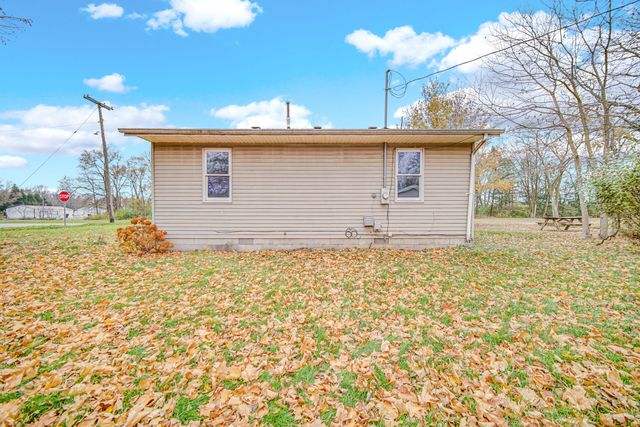 204 Railroad Avenue, Westville, IN 46391