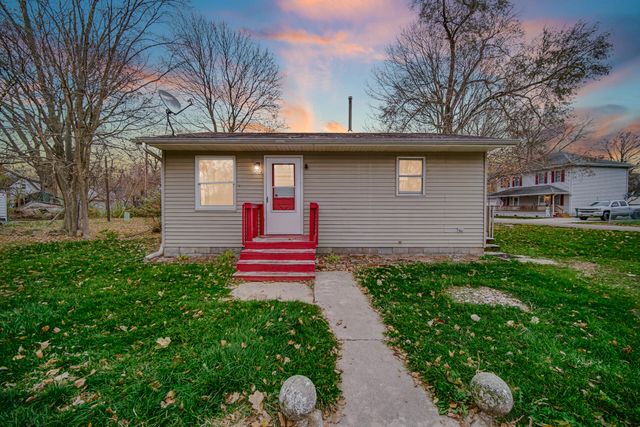 204 Railroad Avenue, Westville, IN 46391