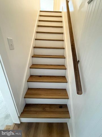 264 CHURCH ST, Millersburg, PA 17061