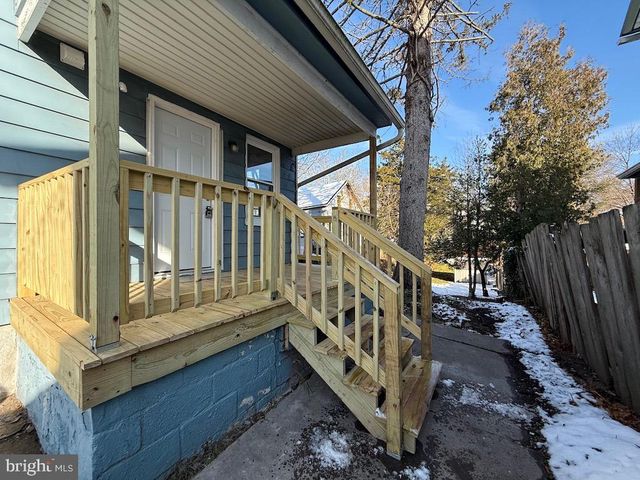 264 CHURCH ST, Millersburg, PA 17061