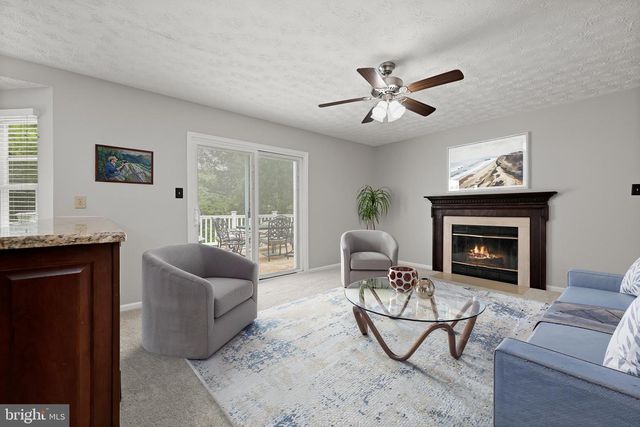 8209 MOSSY STONE CT, Laurel, MD 20723