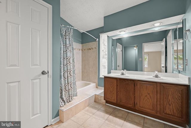 8209 MOSSY STONE CT, Laurel, MD 20723