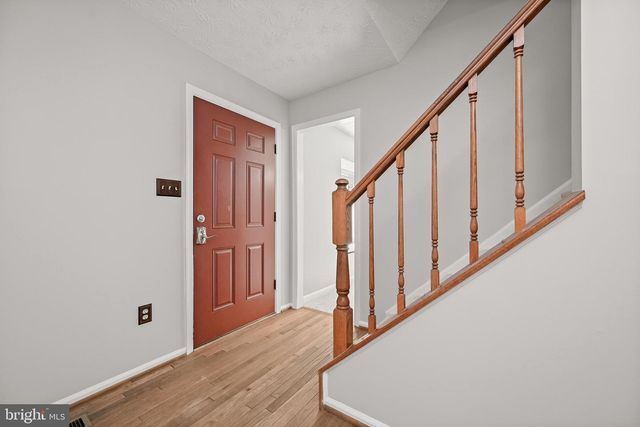 8209 MOSSY STONE CT, Laurel, MD 20723