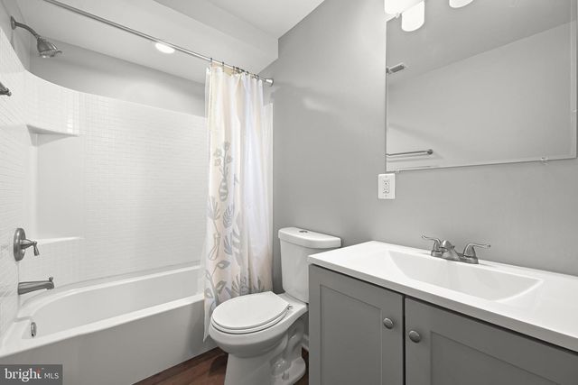 8209 MOSSY STONE CT, Laurel, MD 20723