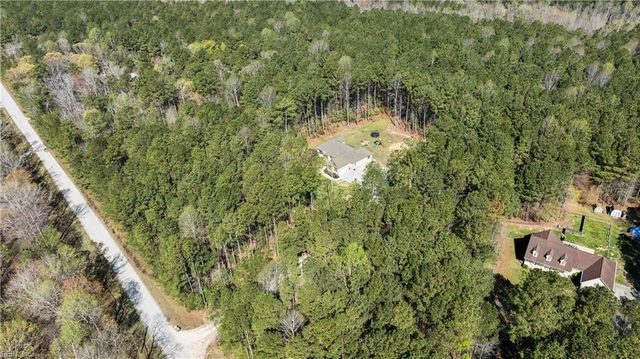 5903 Homeplace LN, Gloucester, VA 23061