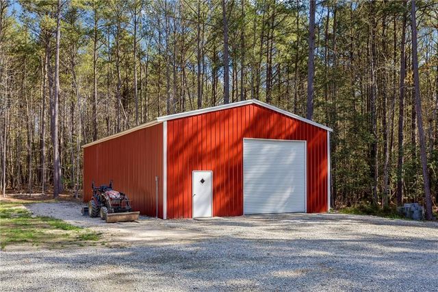 5903 Homeplace LN, Gloucester, VA 23061