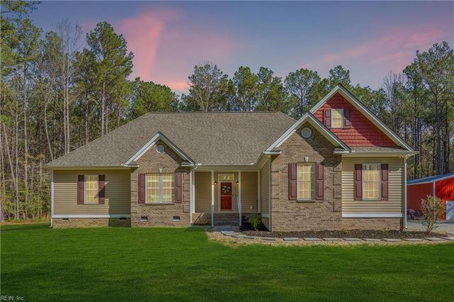 5903 Homeplace LN, Gloucester, VA 23061