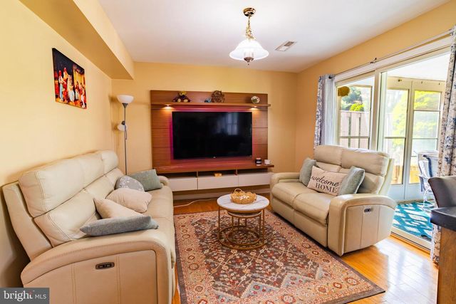 17916 CLUBHOUSE DR, Hagerstown, MD 21740