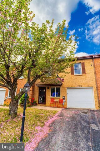17916 CLUBHOUSE DR, Hagerstown, MD 21740