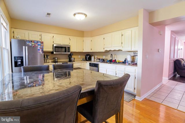 17916 CLUBHOUSE DR, Hagerstown, MD 21740