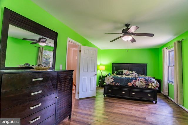 17916 CLUBHOUSE DR, Hagerstown, MD 21740
