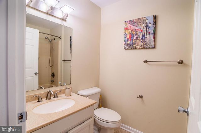 17916 CLUBHOUSE DR, Hagerstown, MD 21740