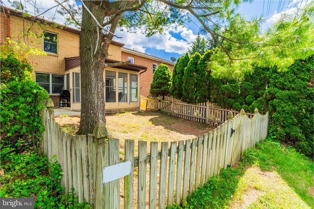17916 CLUBHOUSE DR, Hagerstown, MD 21740